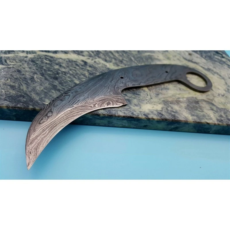 BL127D Lame A Customiser Le Manche Lame Karambit Acier Damas 256 Couches – Image 4