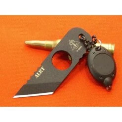 TPALRT01 Couteau De Cou Tops A.L.R.T. TOPS KNIVES Acier Carbone 1095 + Lampe Made In USA